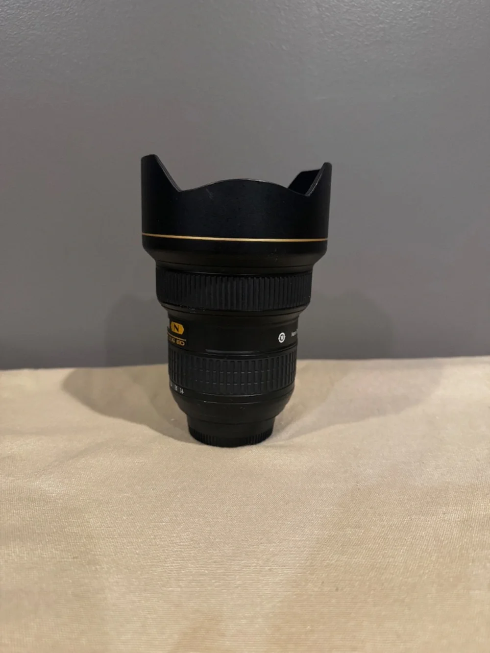 Nikon AF-S NIKKOR 14-24mm F/2.8G ED AF Lens Made in Japan